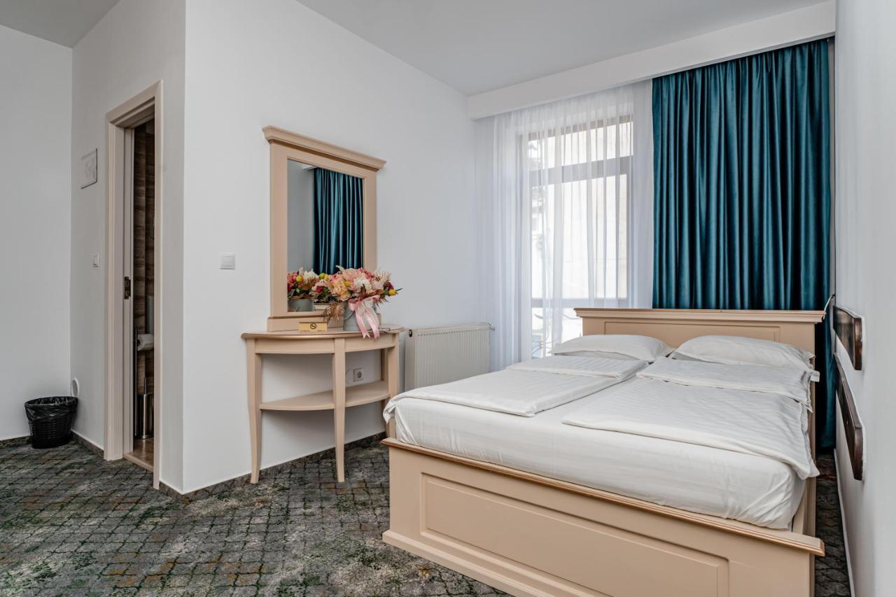 Hotel Rin Сибиу Экстерьер фото