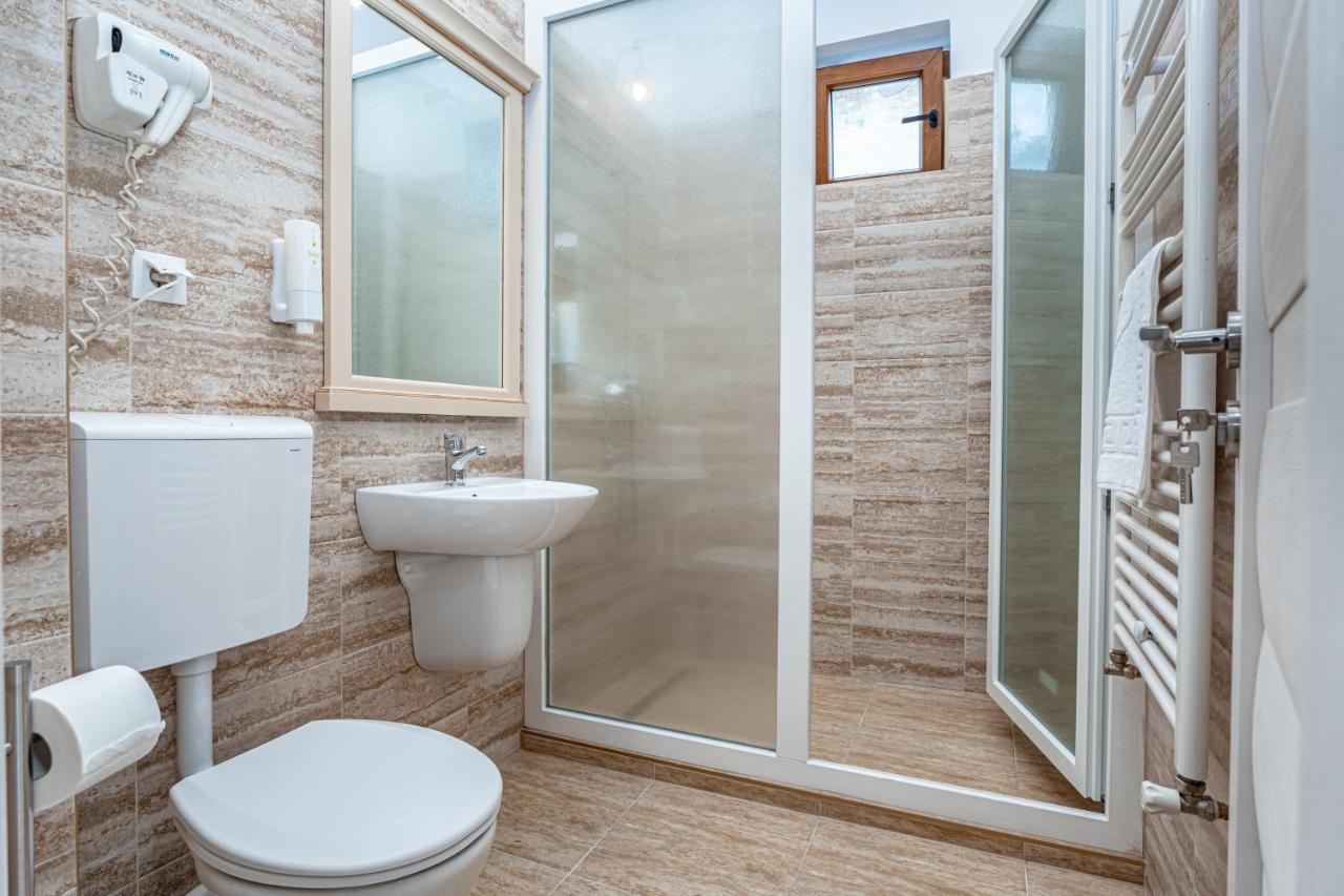 Hotel Rin Сибиу Экстерьер фото