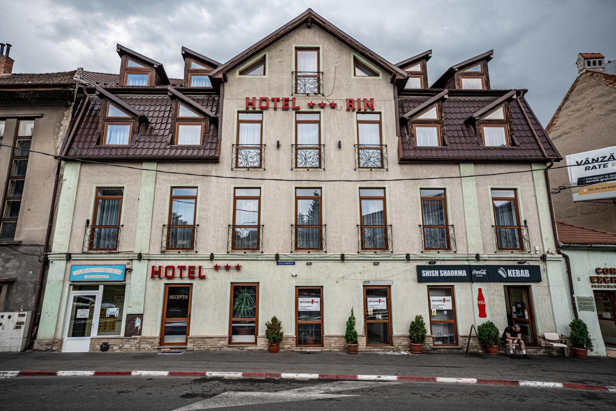 Hotel Rin Сибиу Экстерьер фото
